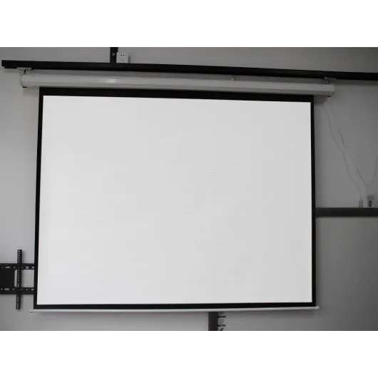 100" 80 x 60 Remote Control Motorize Electric Auto Projector