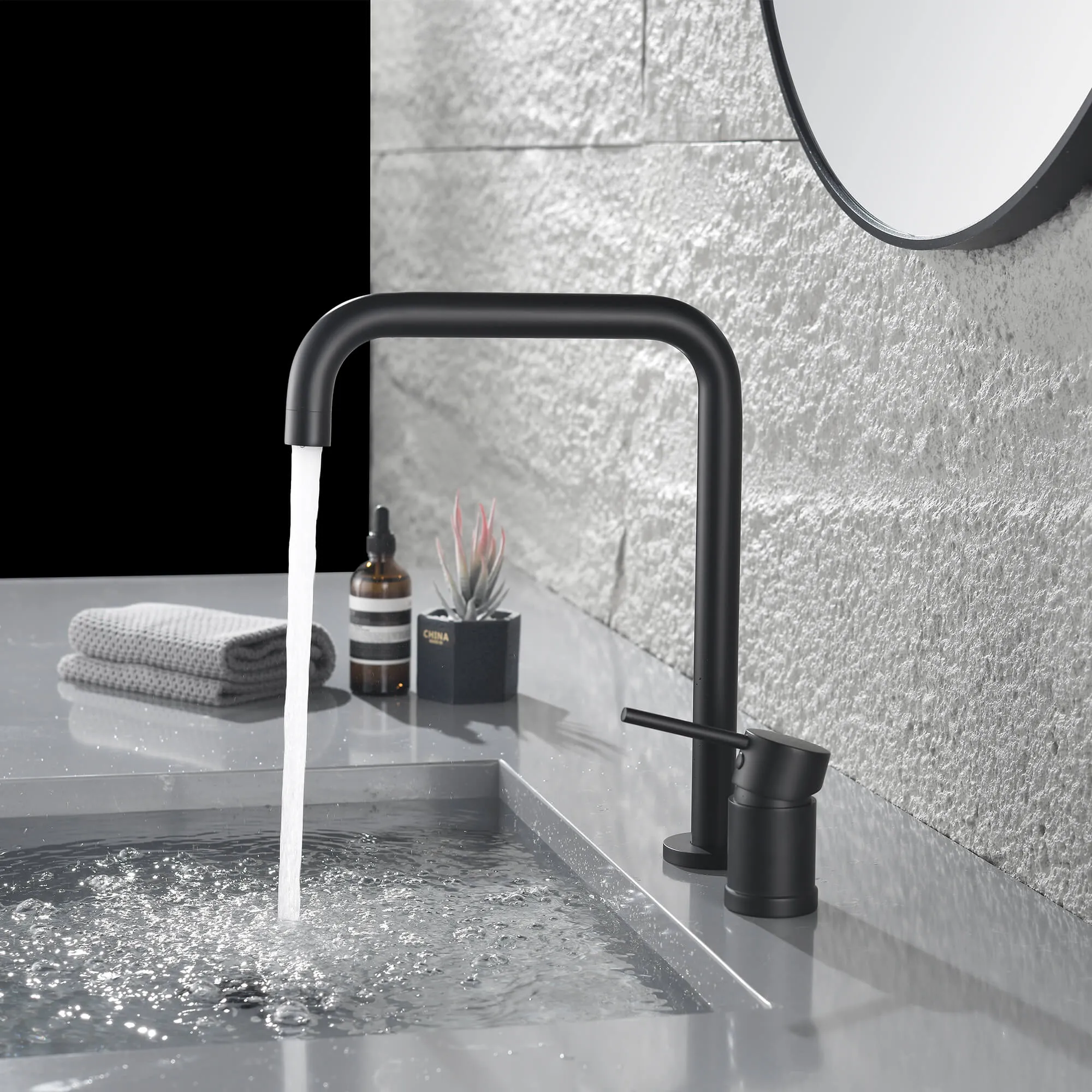 Bathroom Sink Faucet Single Handle Hot Cold Water Mixer Tap Rotate Spout Washbasin Faucet