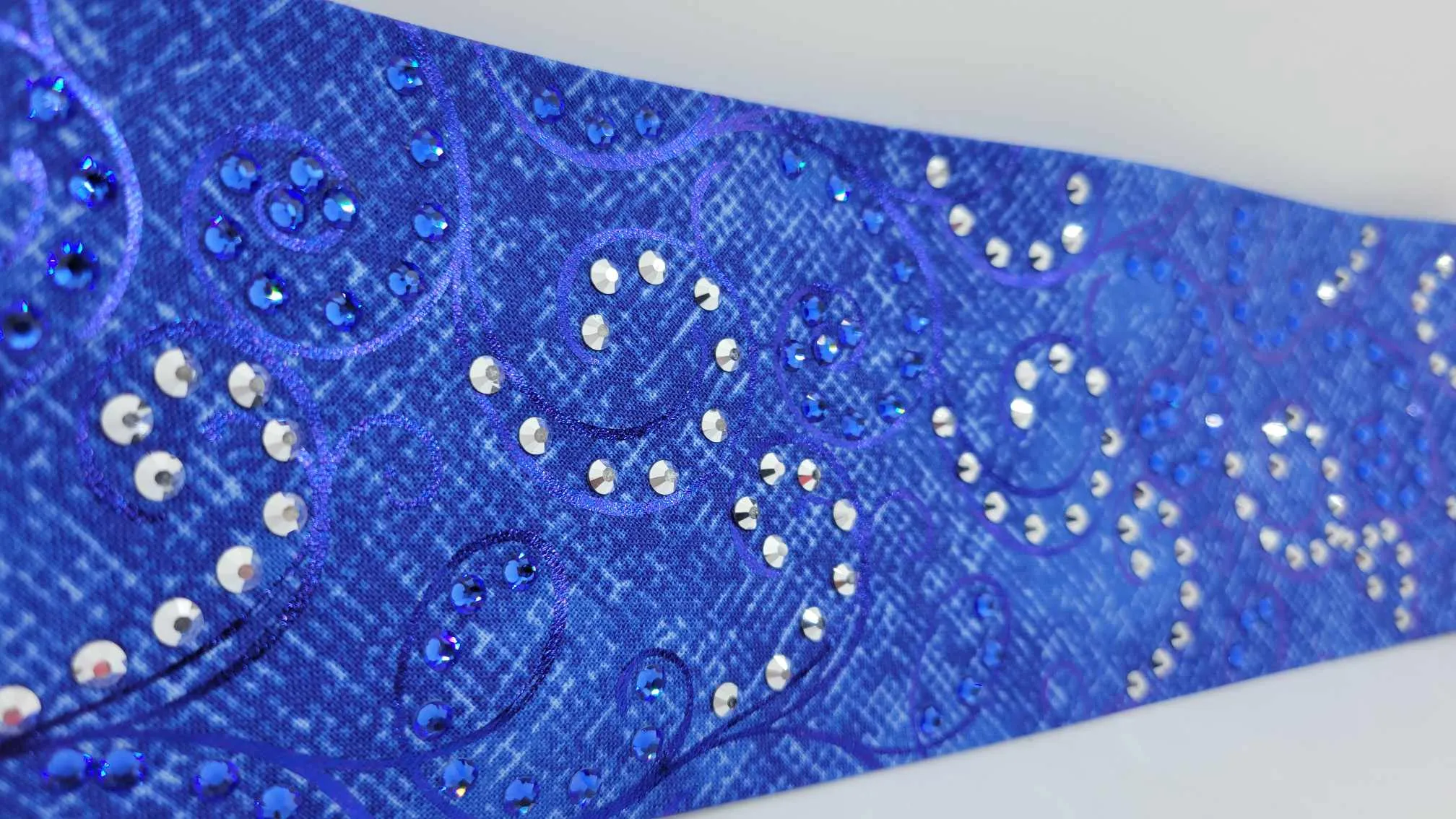 EXTRA BLING - Blue Scrolls with Blue Roses with Blue and Chrome Austrian Crystals (Sku6310)