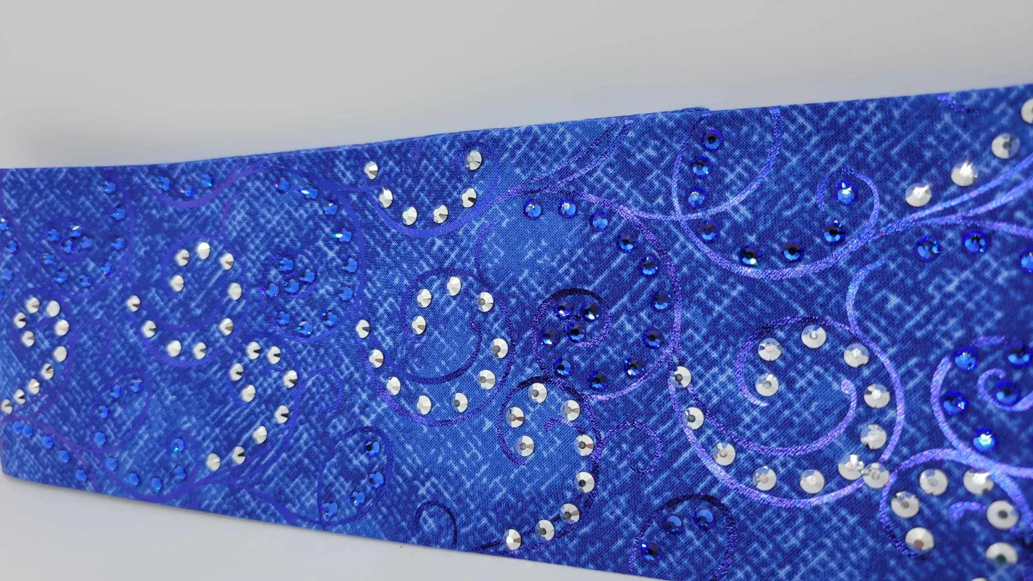 EXTRA BLING - Blue Scrolls with Blue Roses with Blue and Chrome Austrian Crystals (Sku6310)