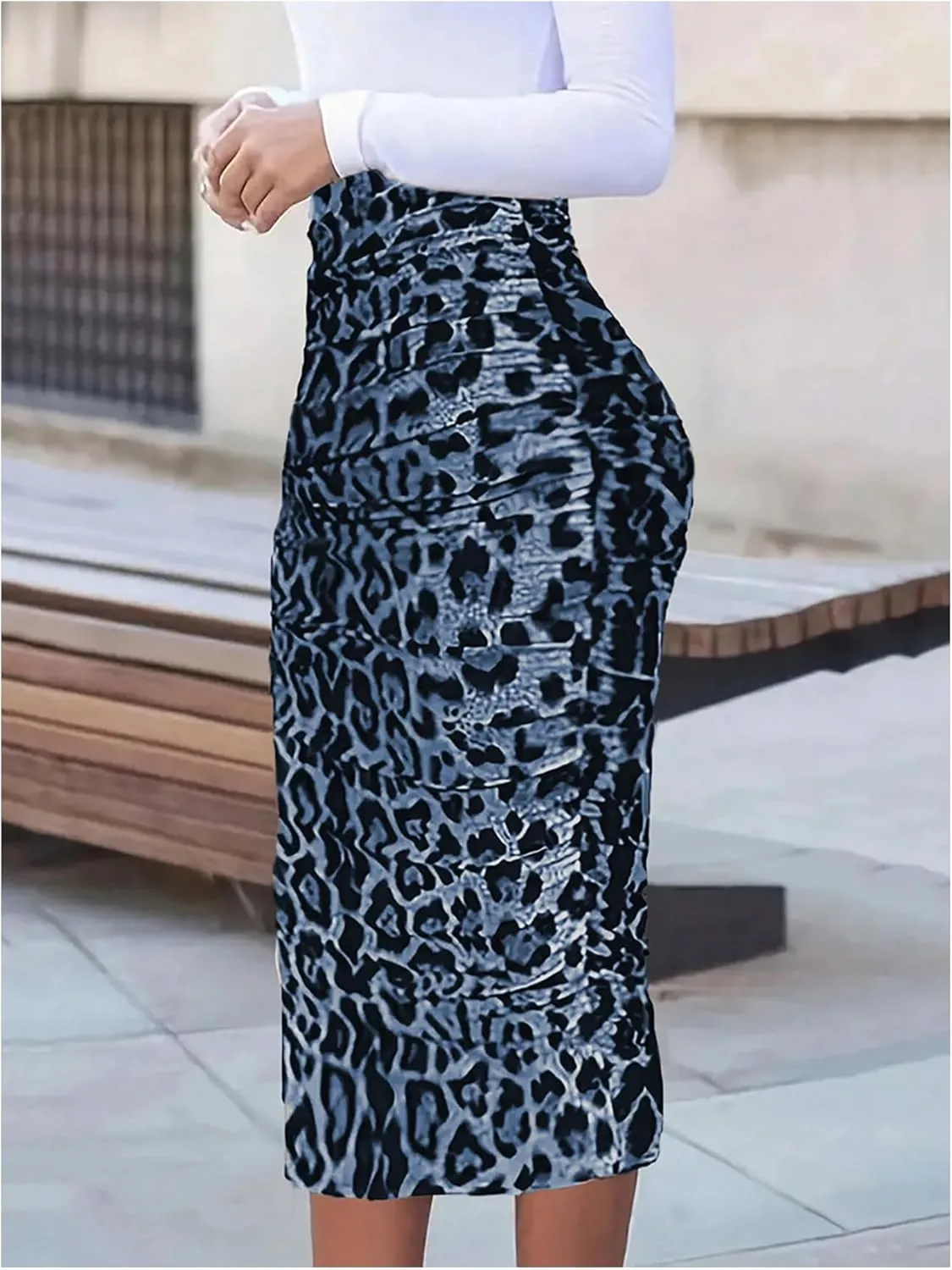 Floerns Women's Elegant Leopard Print Ruched Bodycon Pencil Long Skirts