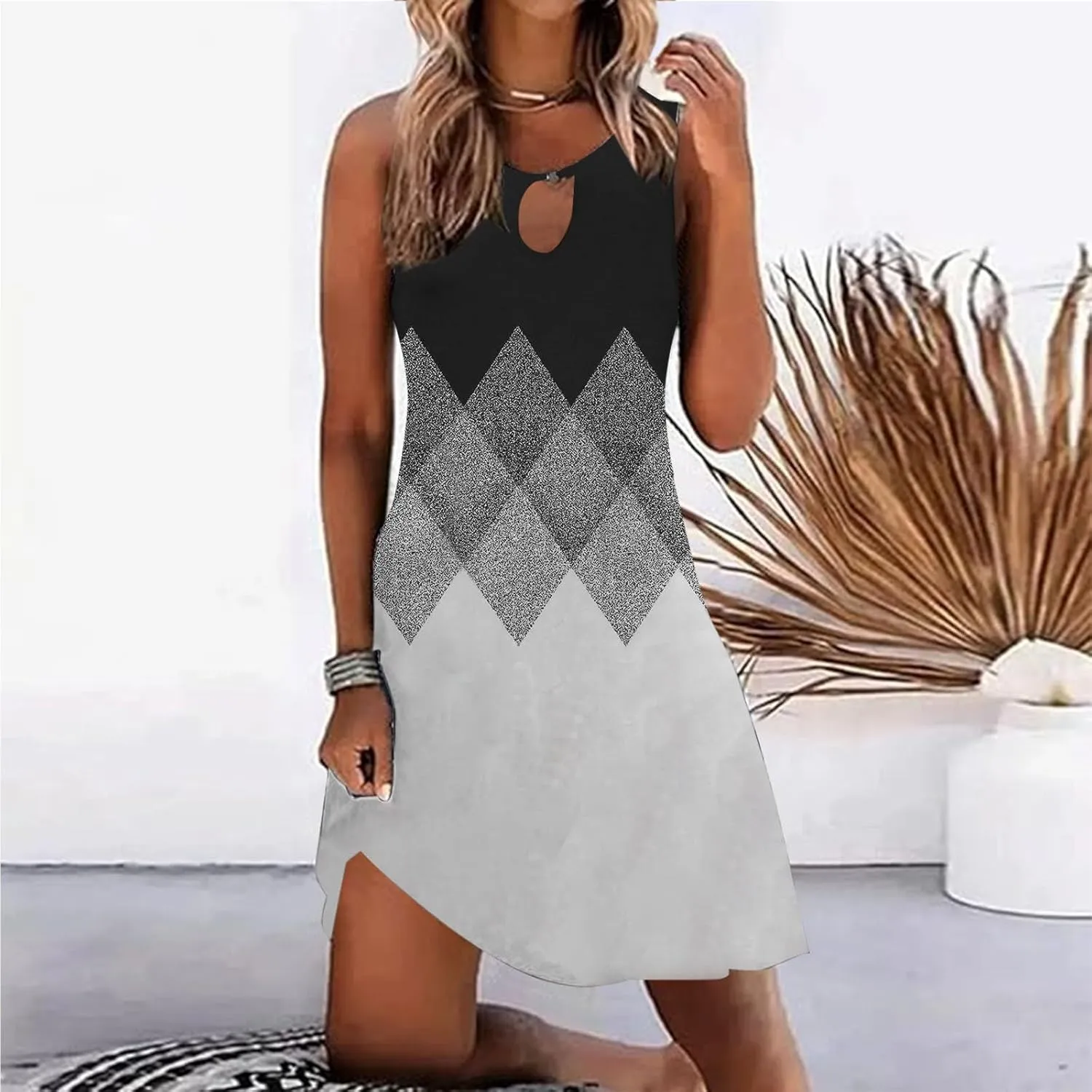 Long Sundresdes for Women Sun Dresses for Women 2025 Vacation Beach Casual Summer Sundresses Sleeveless Tank Short