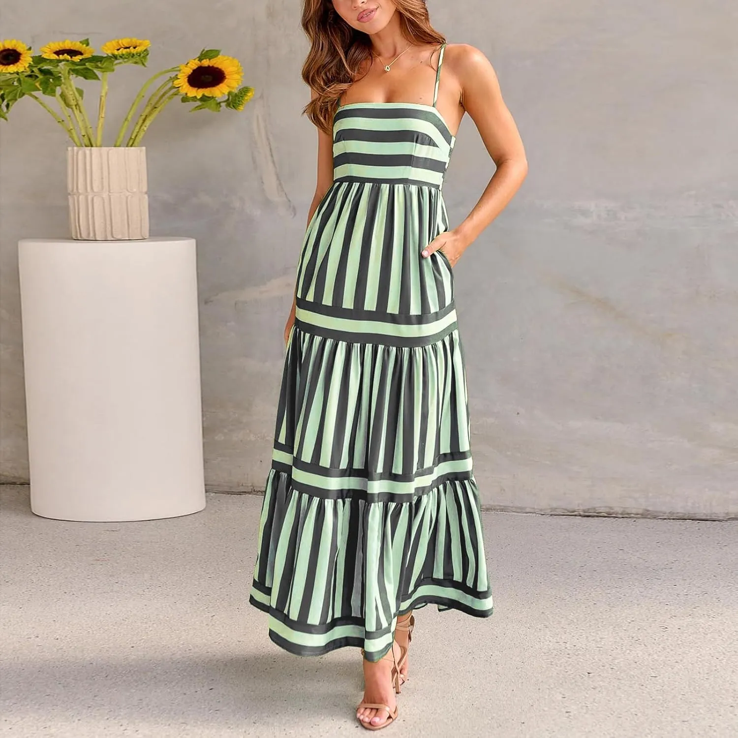Women's Maxi Boho Dress Striped Print Sleeveless Spaghetti Straps Square Neck Dresses Beach Sundress with Pockets